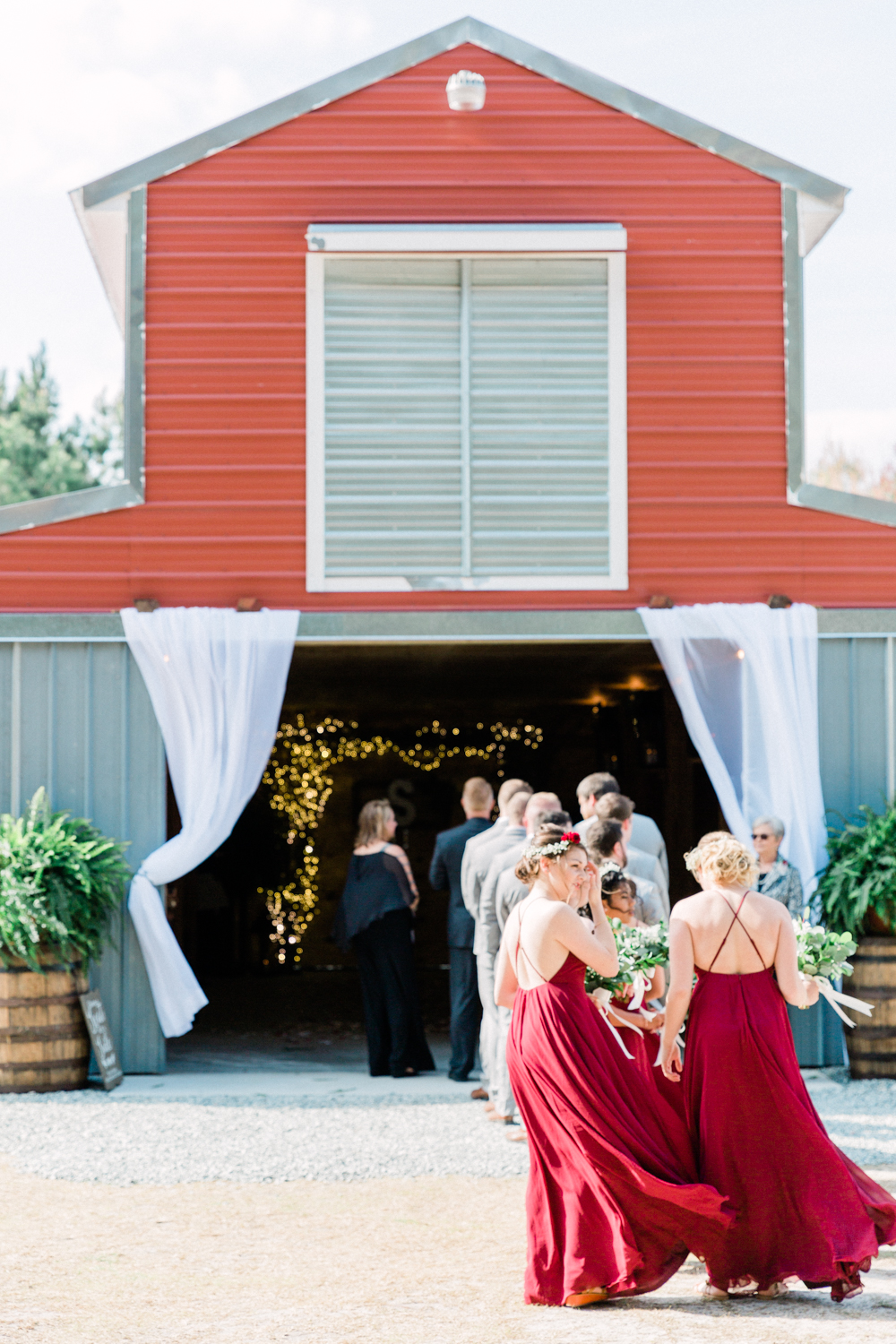 southern backyard wedding in wallace, nc, north carolina film photographer