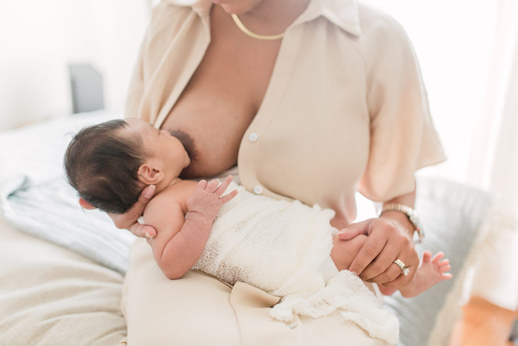 rochester, new york lifestyle newborn breastfeeding session