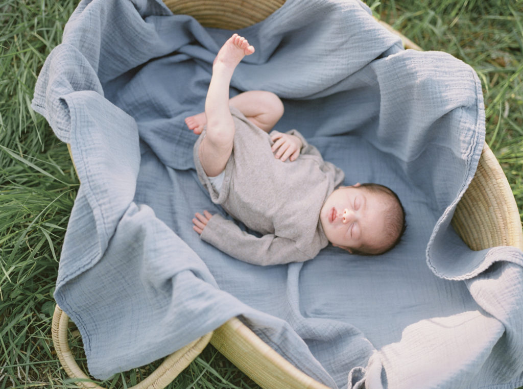 penfield, new york newborn photographer, rochester outdoor newborn photography session