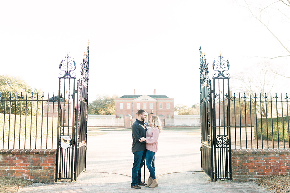 historic downtown new bern engagement session